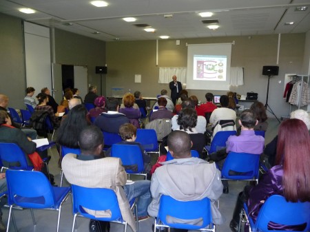 P1020432 Des volontaires attentifs et très motivés